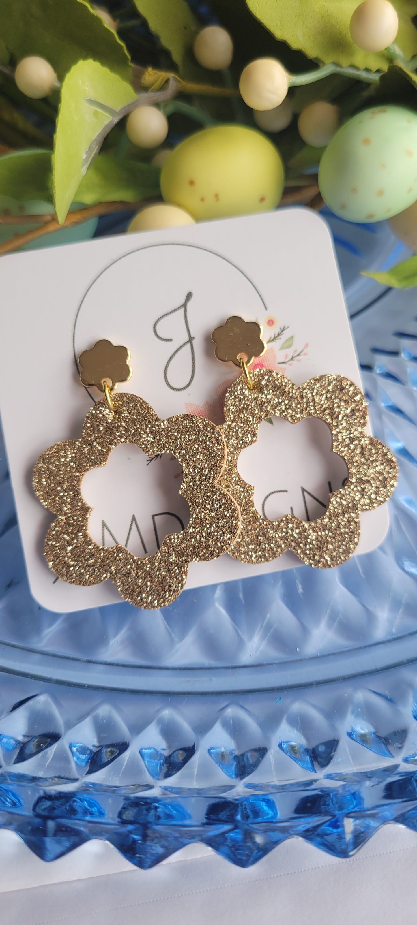 Gold Daisy Earrings