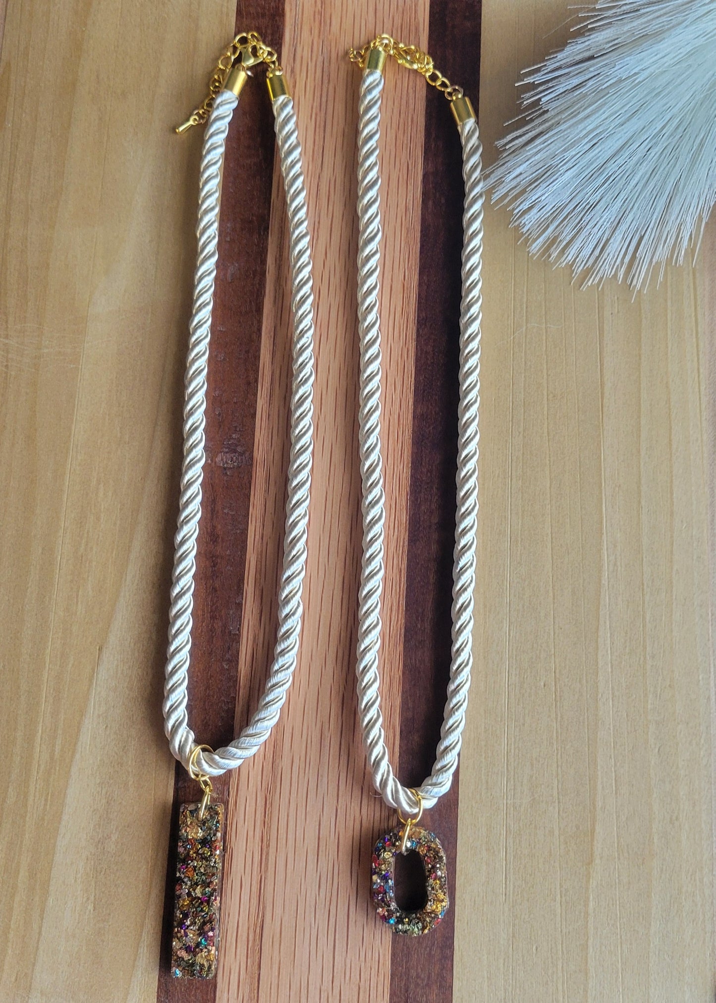 Resin Pendant Rope Necklace