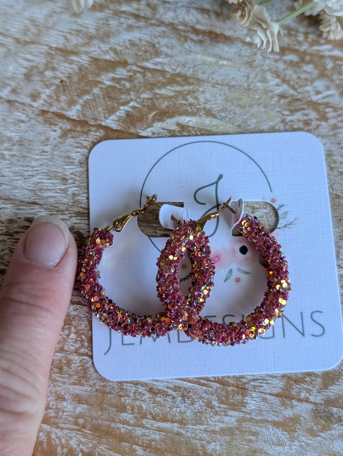 Mulberry Glow Glitter Hoop Earrings