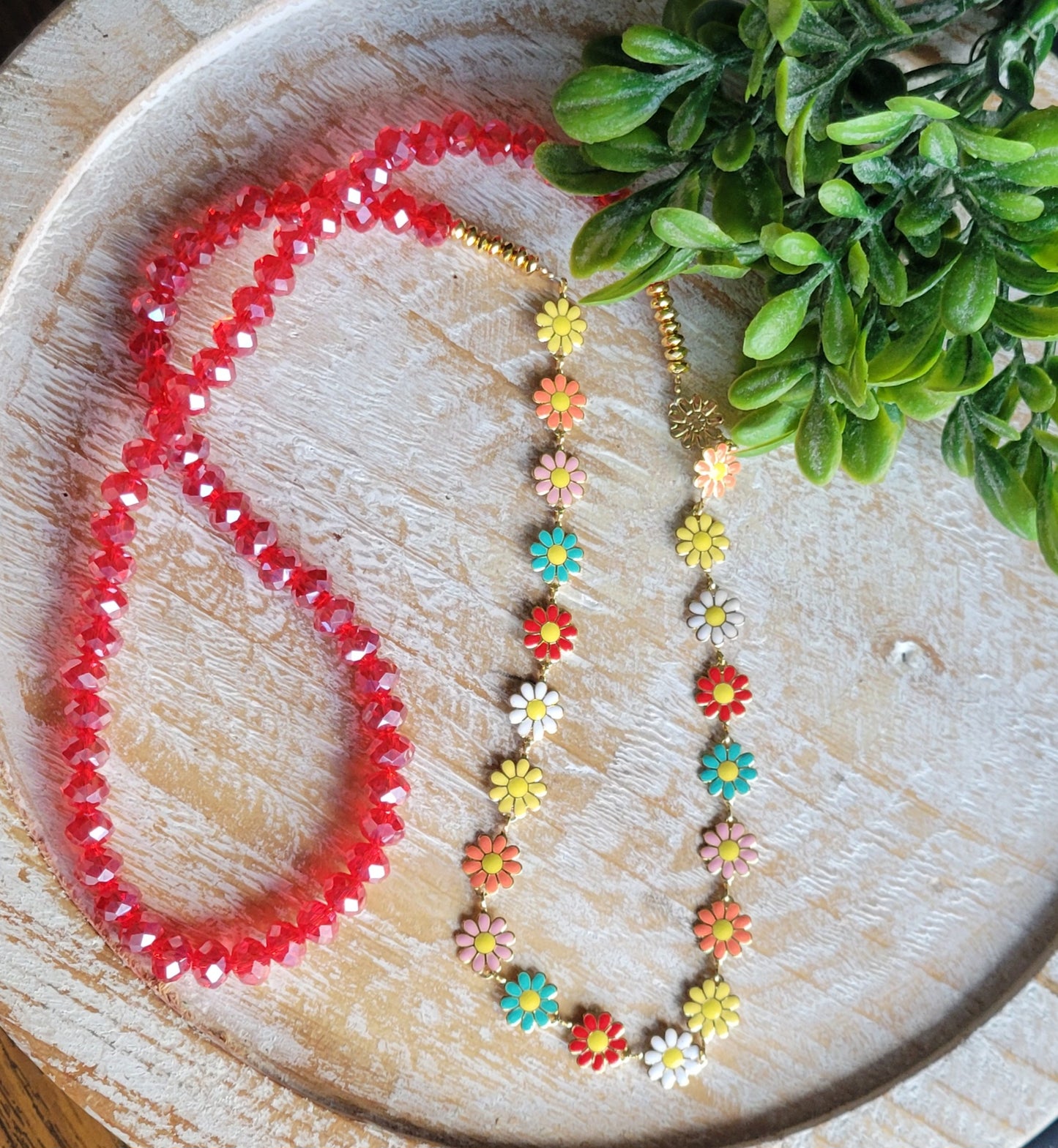 Daisy Beaded Necklace