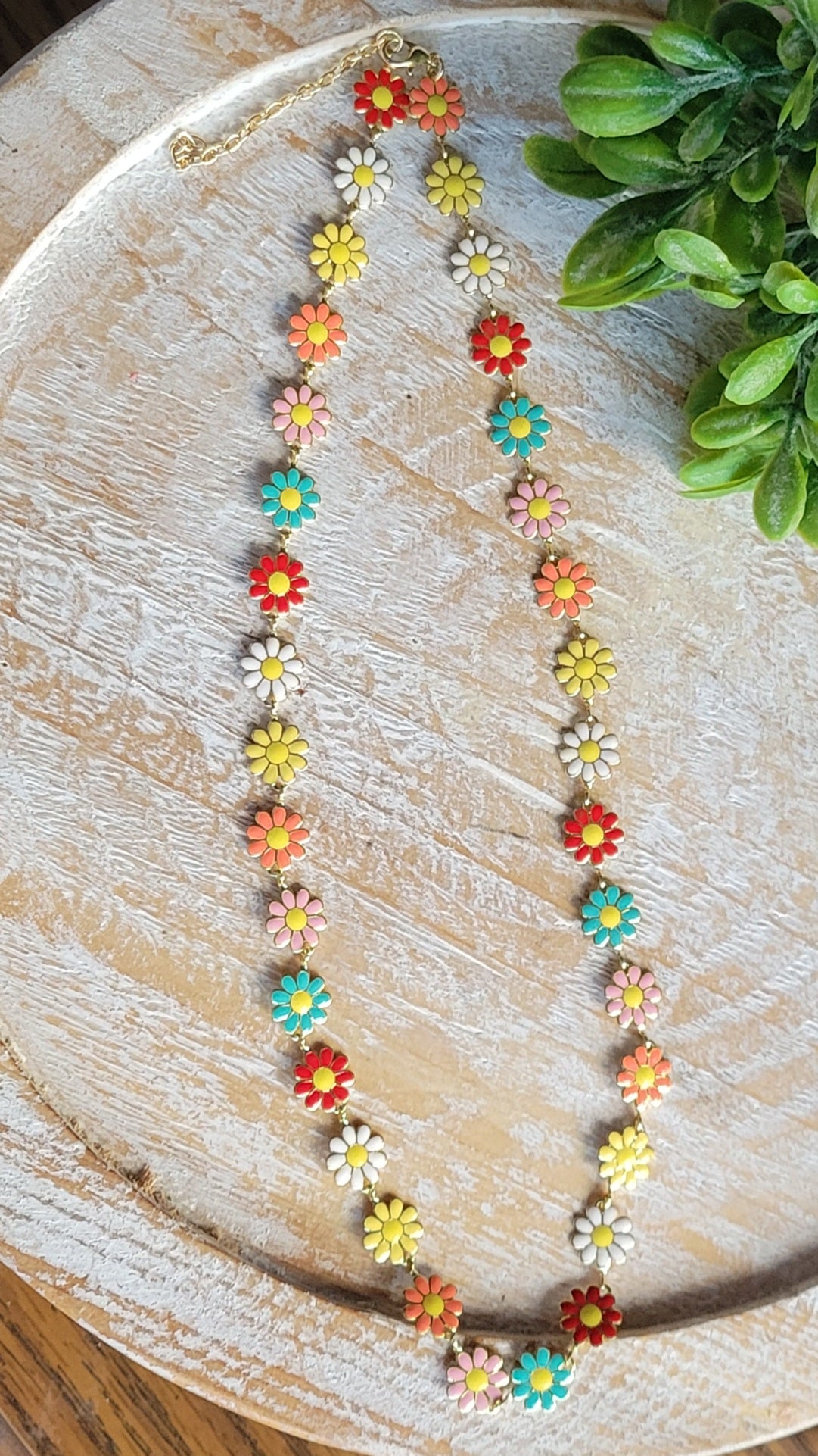 Daisy Necklace