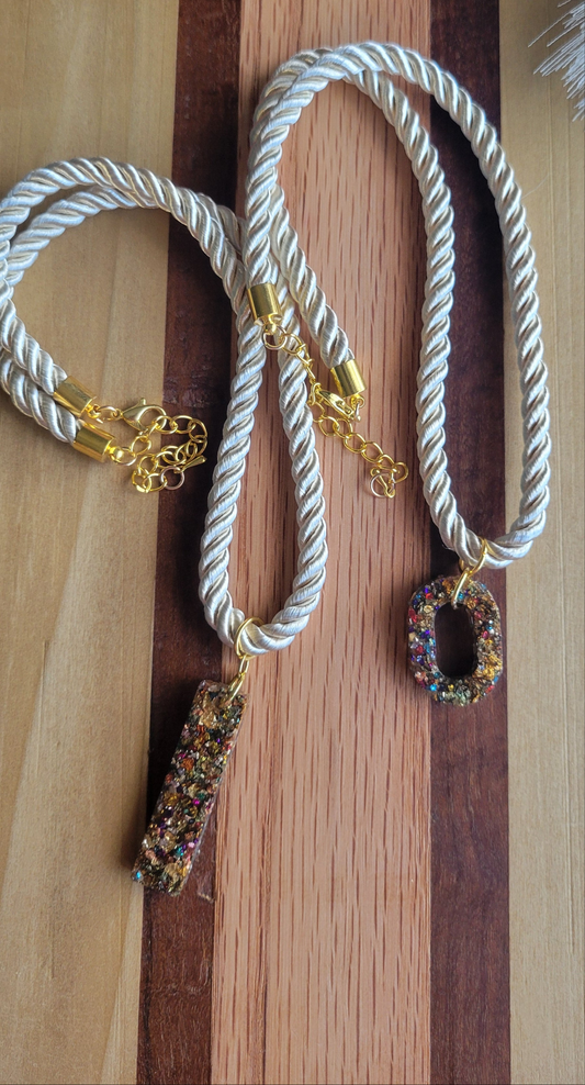 Resin Pendant Rope Necklace