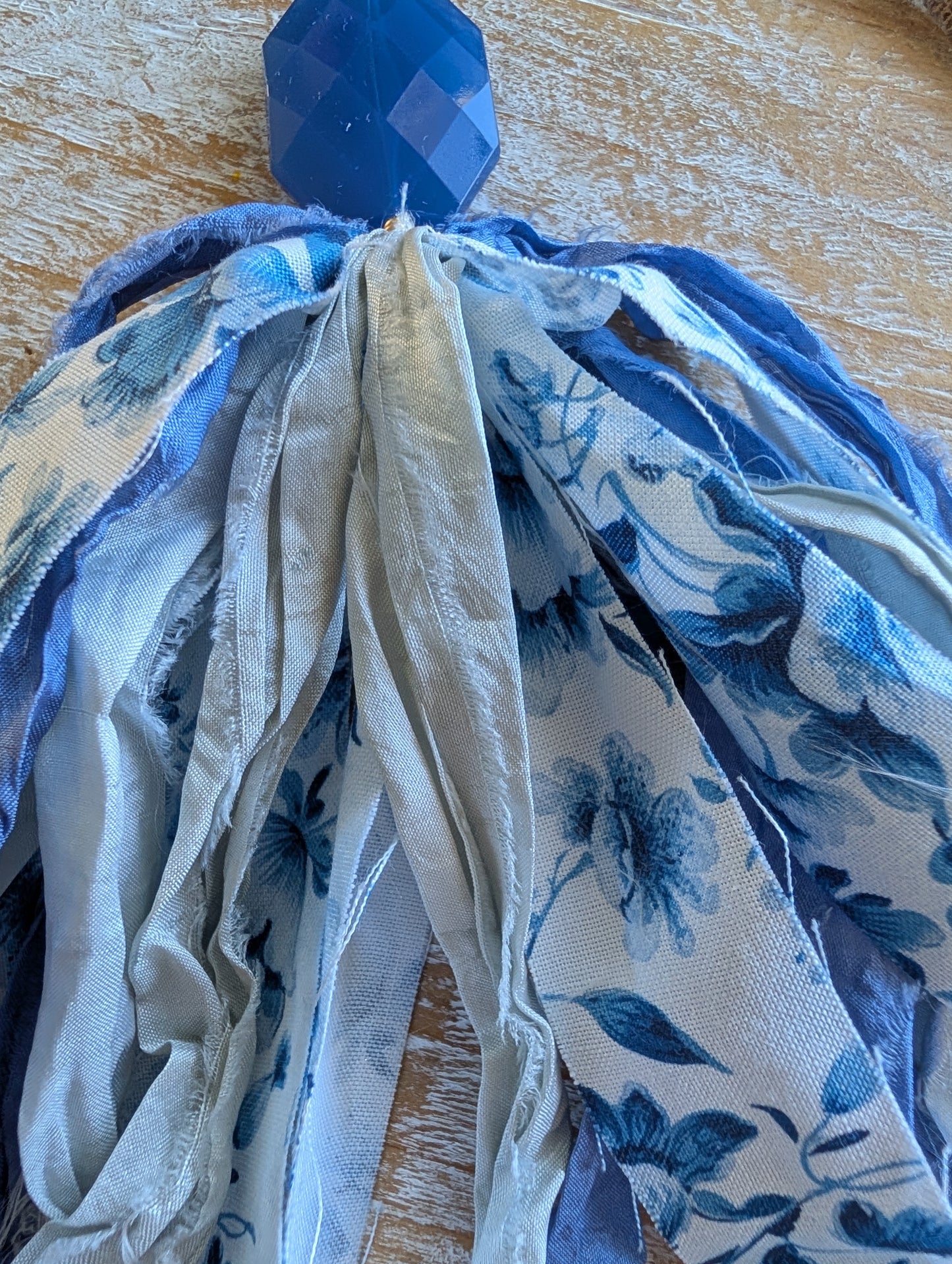 Blue Willow Tassel
