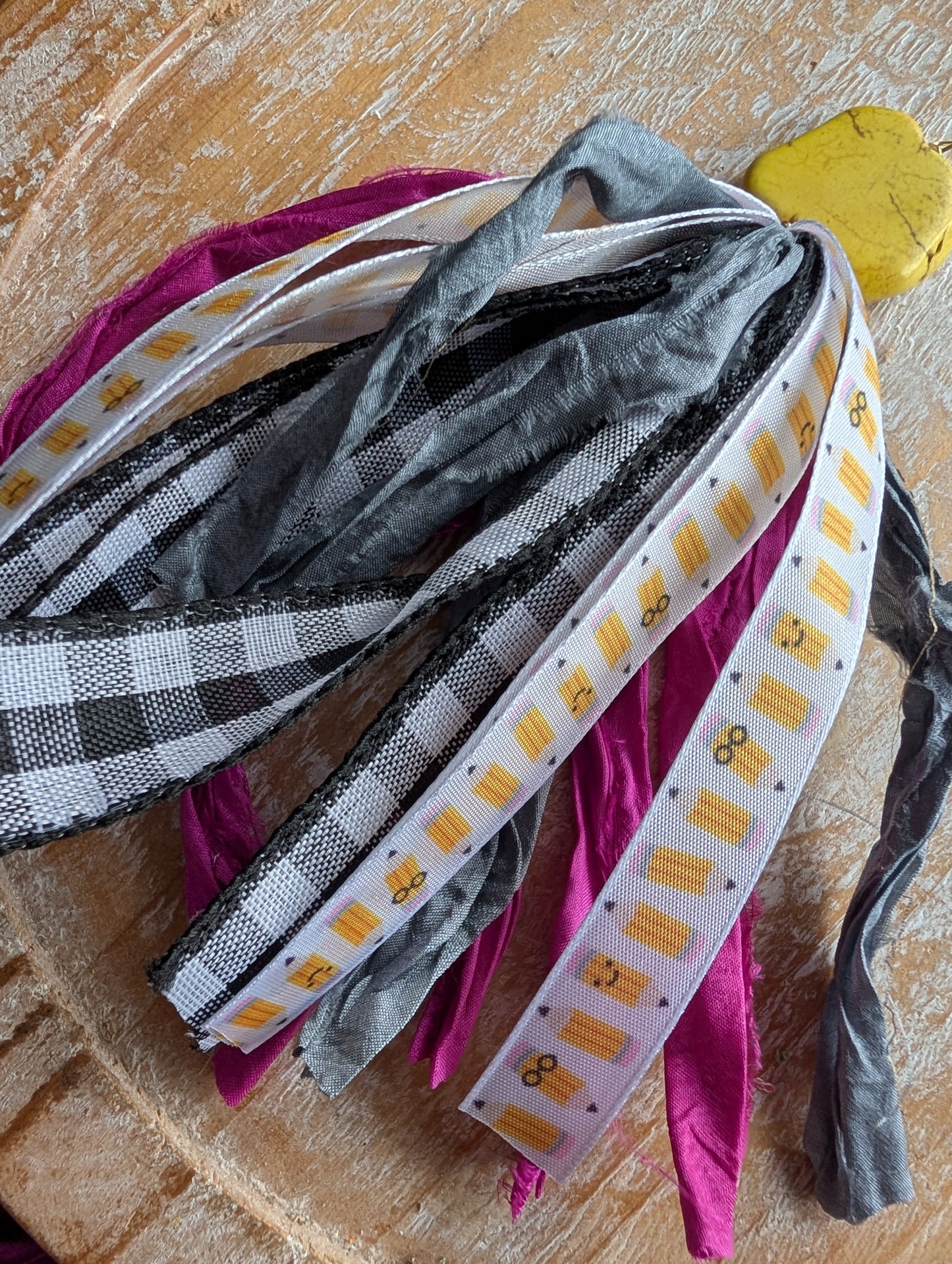 Pencil Tassel