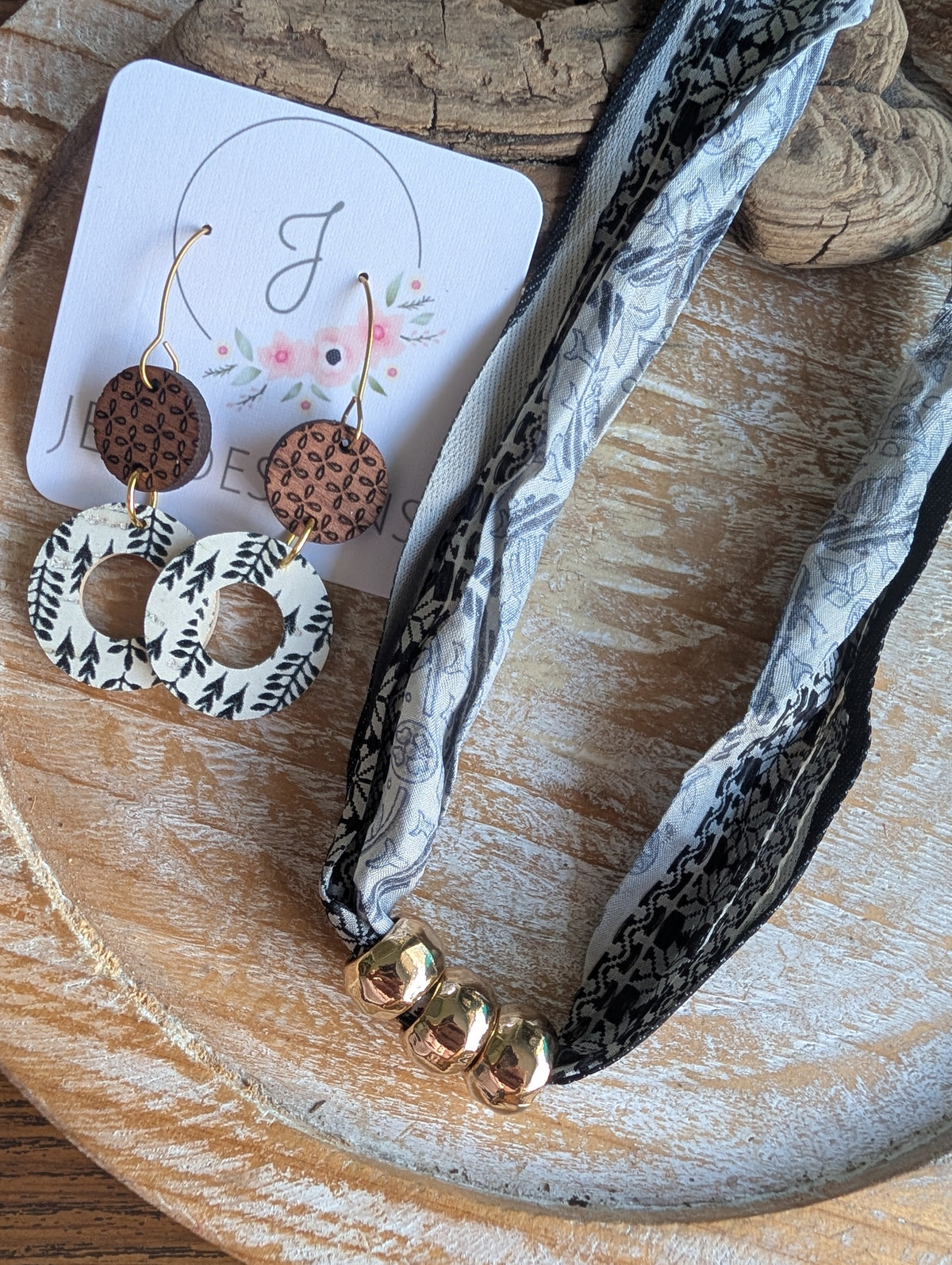 Silk Ribbon Necklace