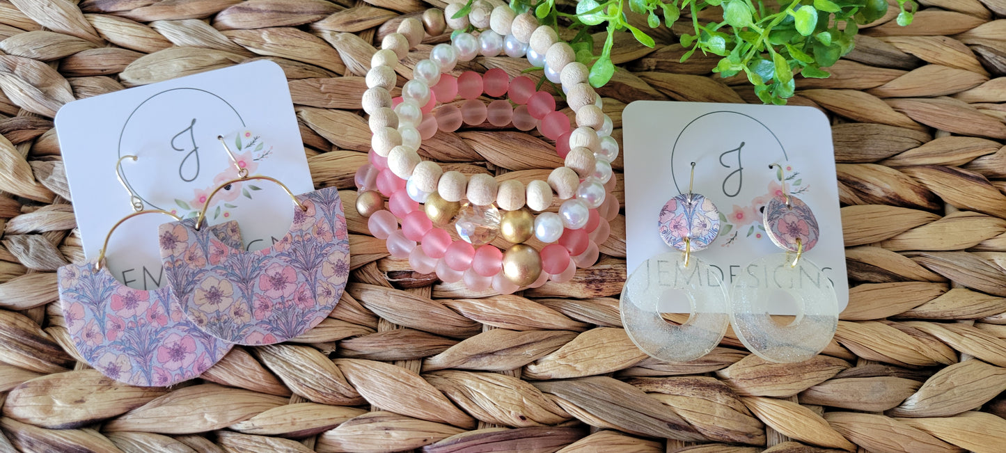 Frosted Glass Bracelet