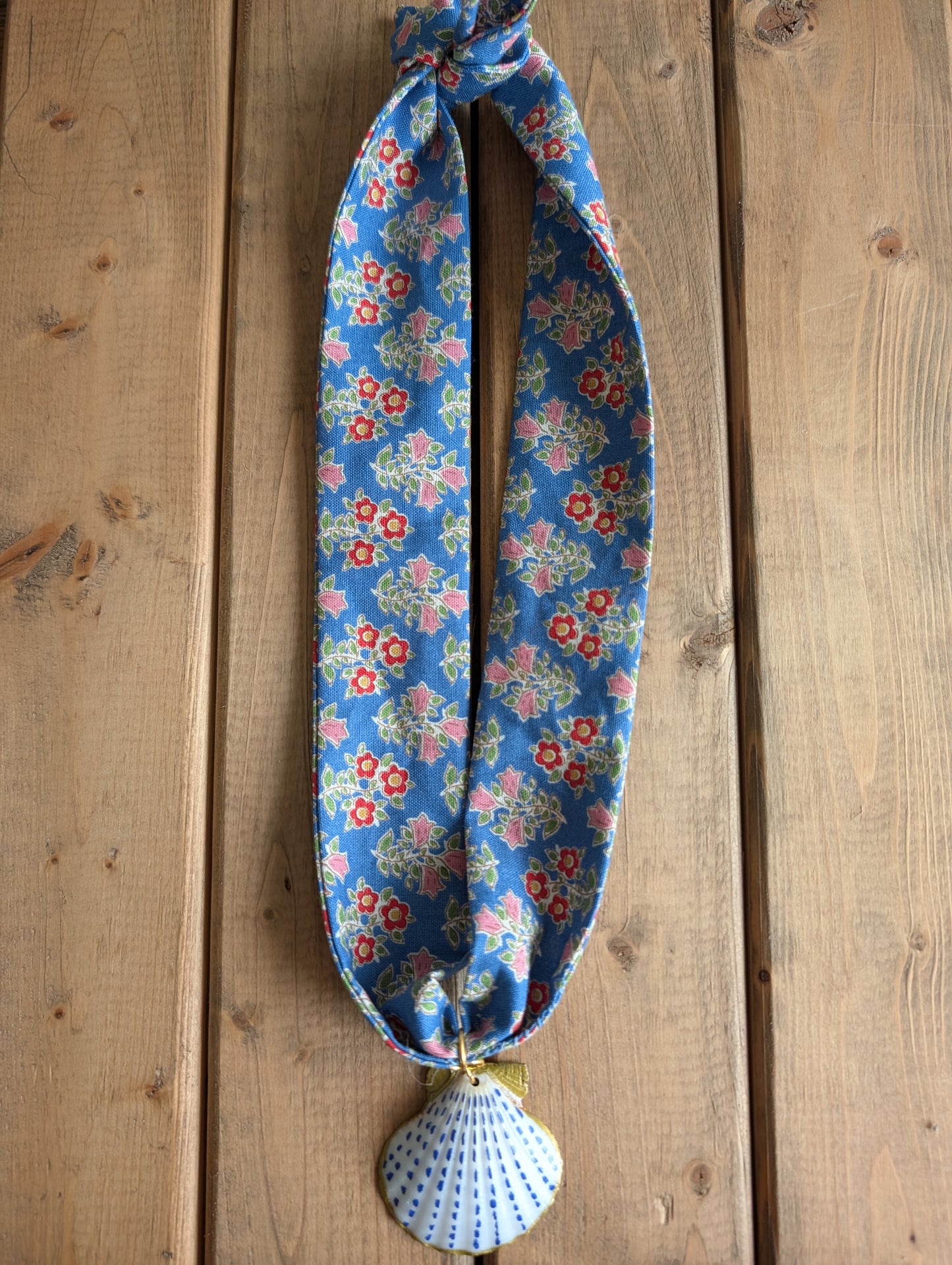 Seaside Calico Necklace in Blue