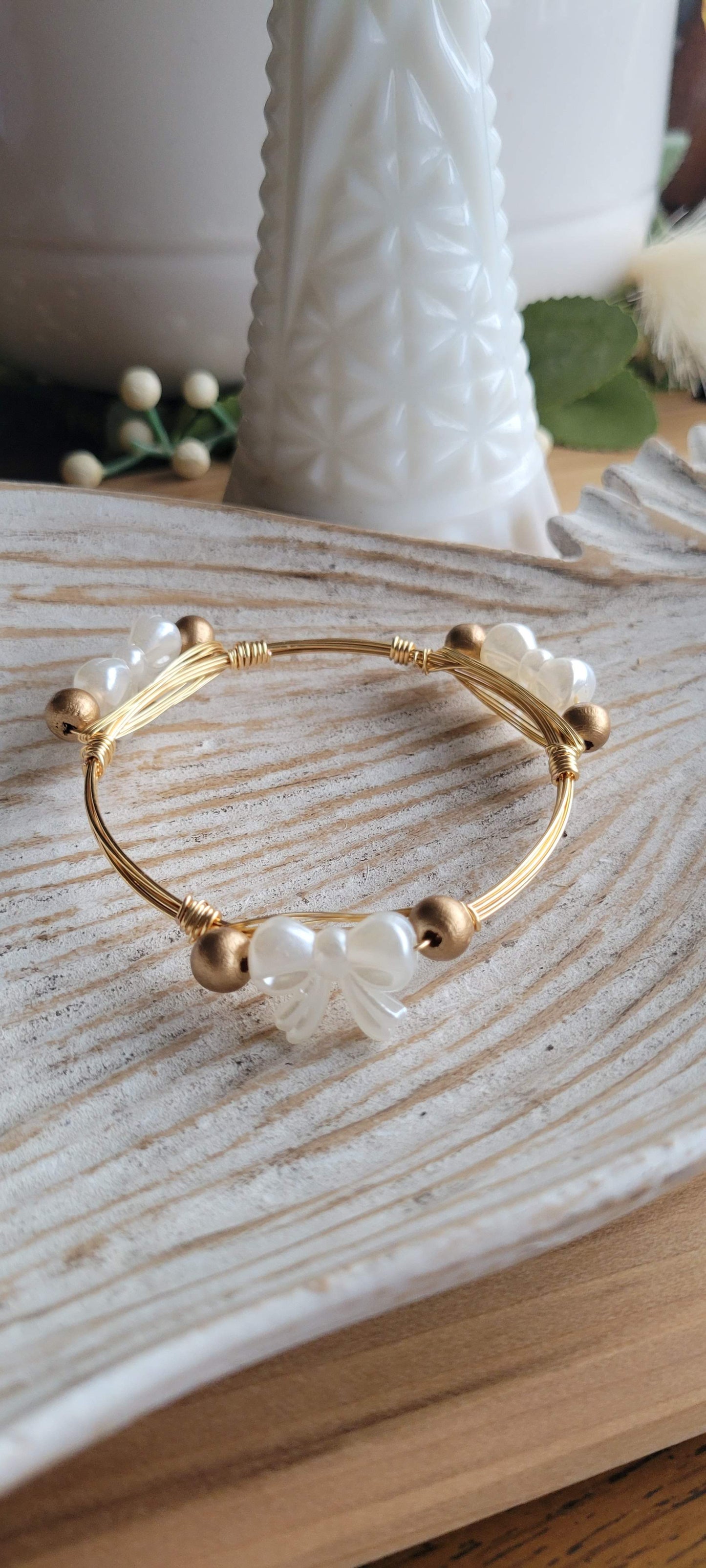 Bow Bangle