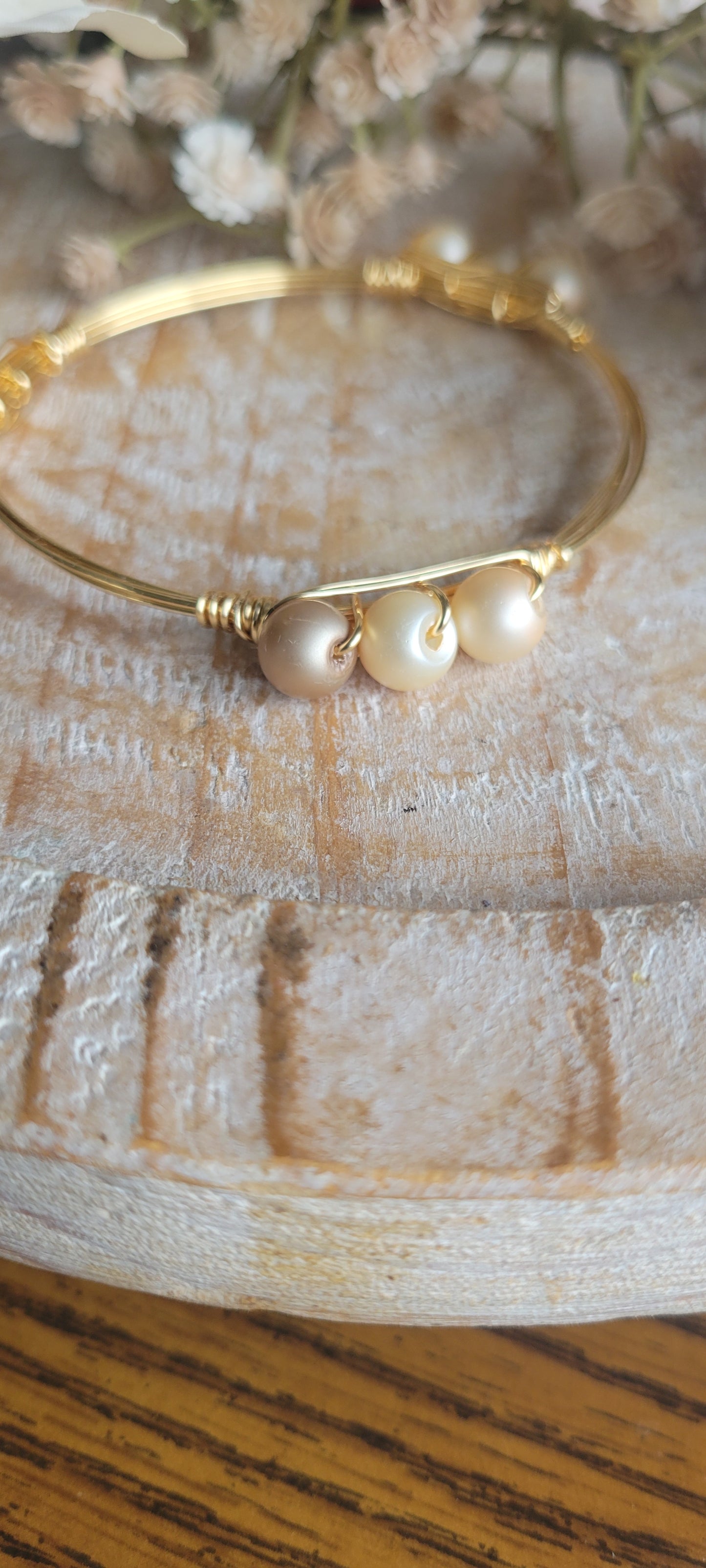 Satin Pearl Bangle