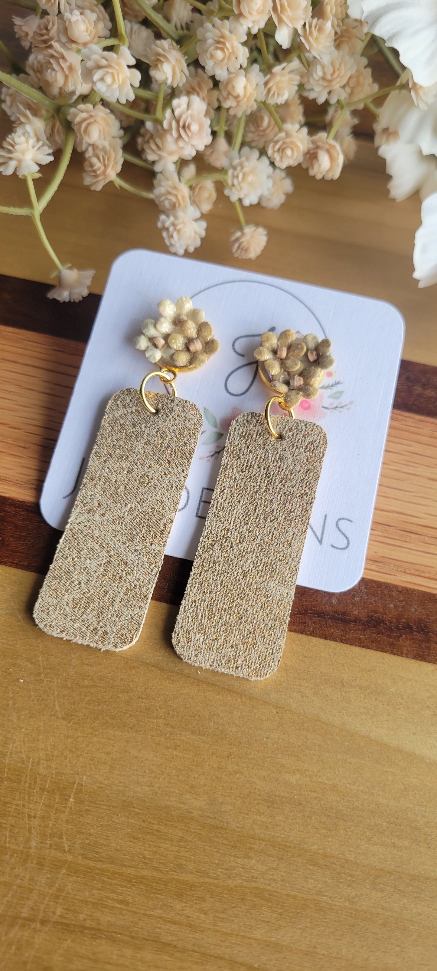 Whispers of Autumn Bar Earrings